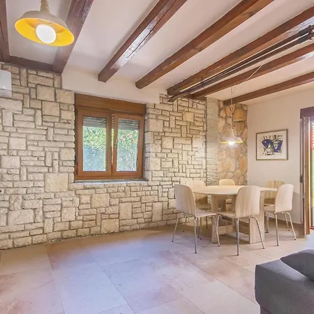 3 Bedroom Stunning In Holiday home